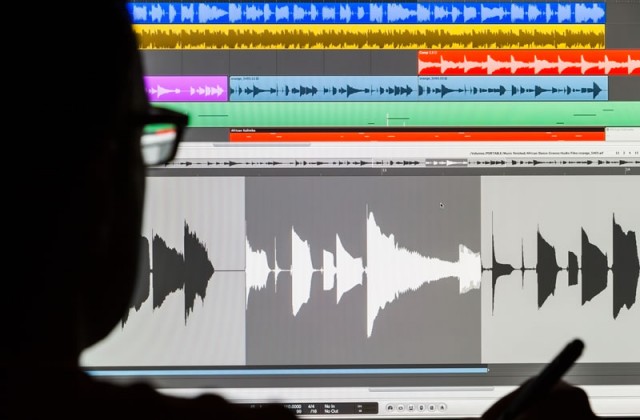 Perícia em audiovisual e transcrição de áudio